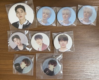seventeen 圓 吊飾徽章系列