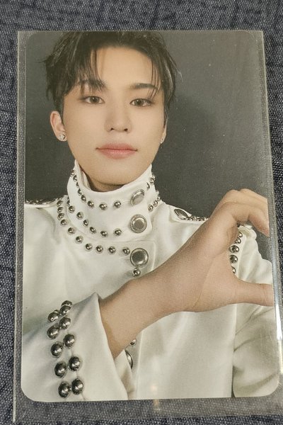 TREASURE REBOOT PARK JEONGWOO 🐺