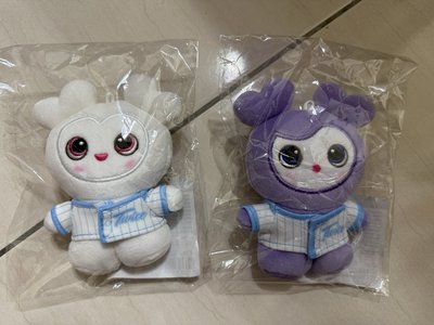 TWICE 棒球娃娃