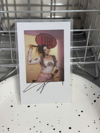 摸頭髮拍