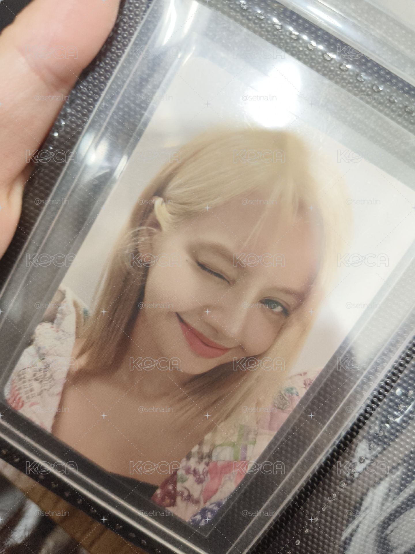 Lisa BORN PINK 專輯卡 Black ver.A