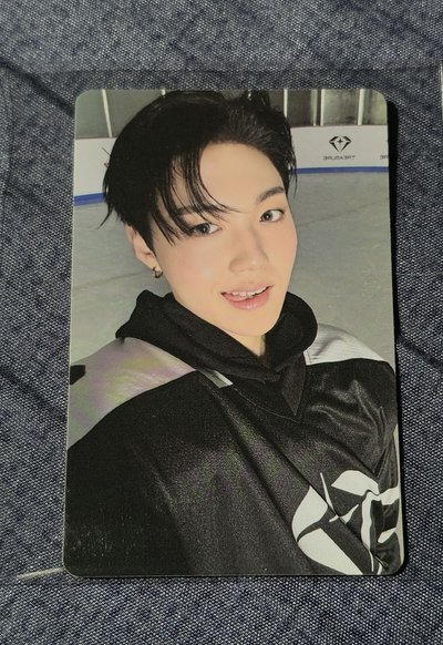 TREASURE 2025 SEASON’S GREETINGS DOYOUNG 🐰