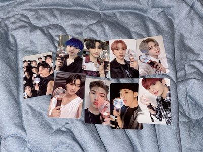 ATEEZ 一代+二代手燈含卡