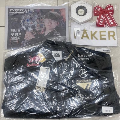 T1 六冠外套 M 號 Faker背標，贈奪冠報紙+六星徽章+Faker紅底白字蝴蝶結