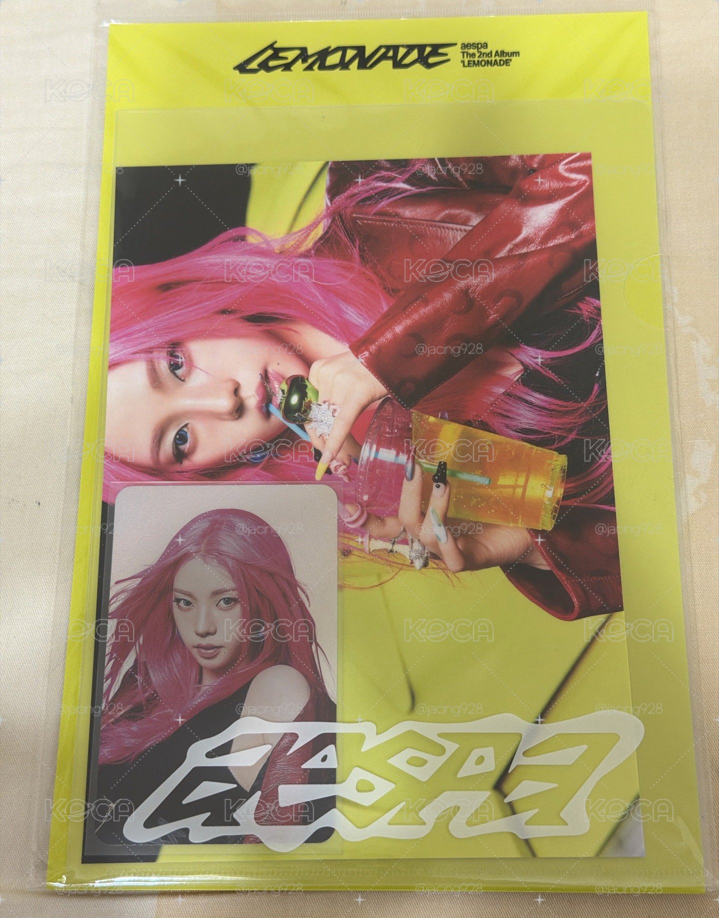 Karina 快閃店（明信片加閃卡組）