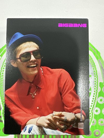 BIGBANG GD 權志龍 STILL ALIVE 專輯小卡 / 綠骷髏小卡
