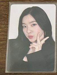 裴YA嘟嘴