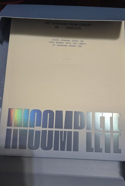 SEVENTEEN INCOMPLETE 寫真
