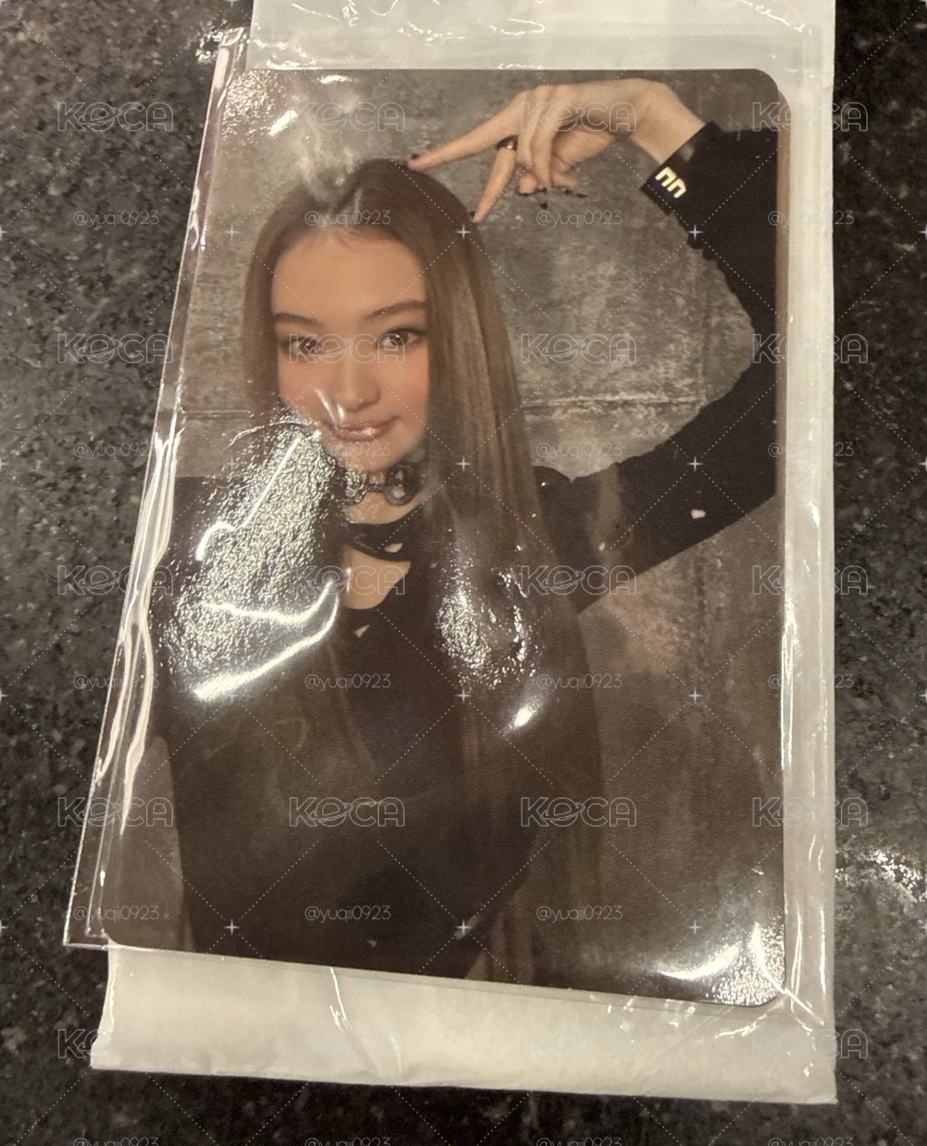 Ella 盲包吊飾卡