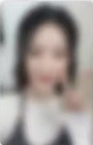 We are yzy 抽抽樂 特典卡 