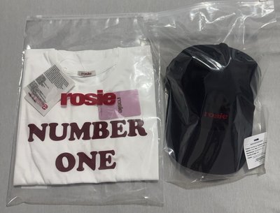 rosie 白色T+棒球帽