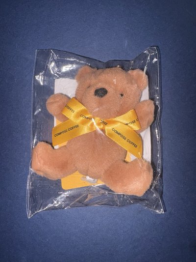 V COMPOSE咖啡小熊吊娃