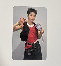 Hoshi（右下角有摺痕  眼睛部分有刮痕