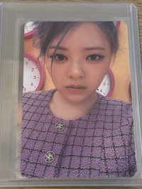 紫色格子衣卡