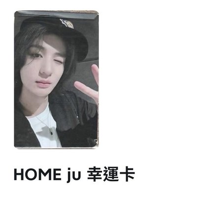 金李涵阿貢包+眨眼比耶