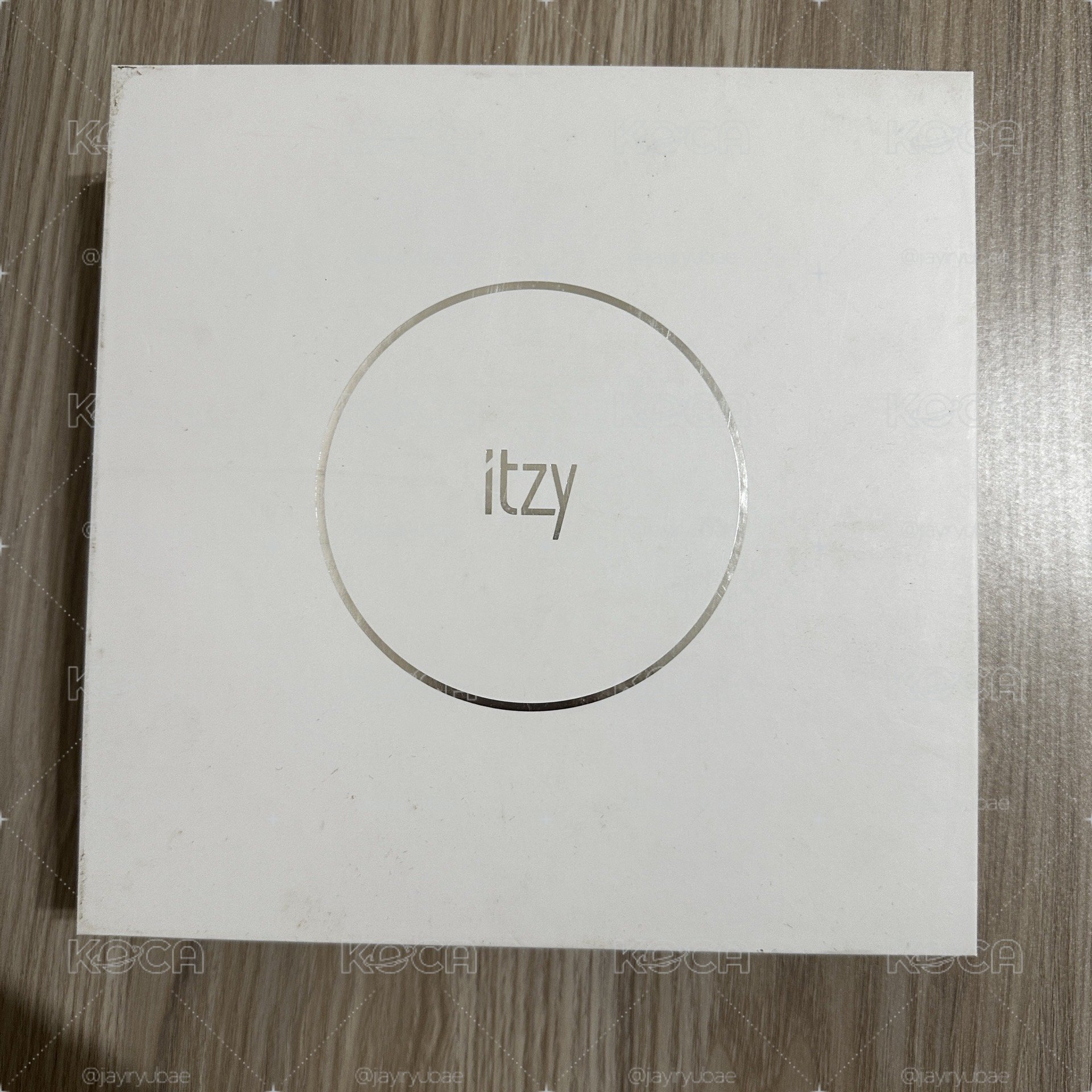 itzy 一代手燈包