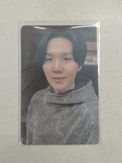 SUGA 小卡