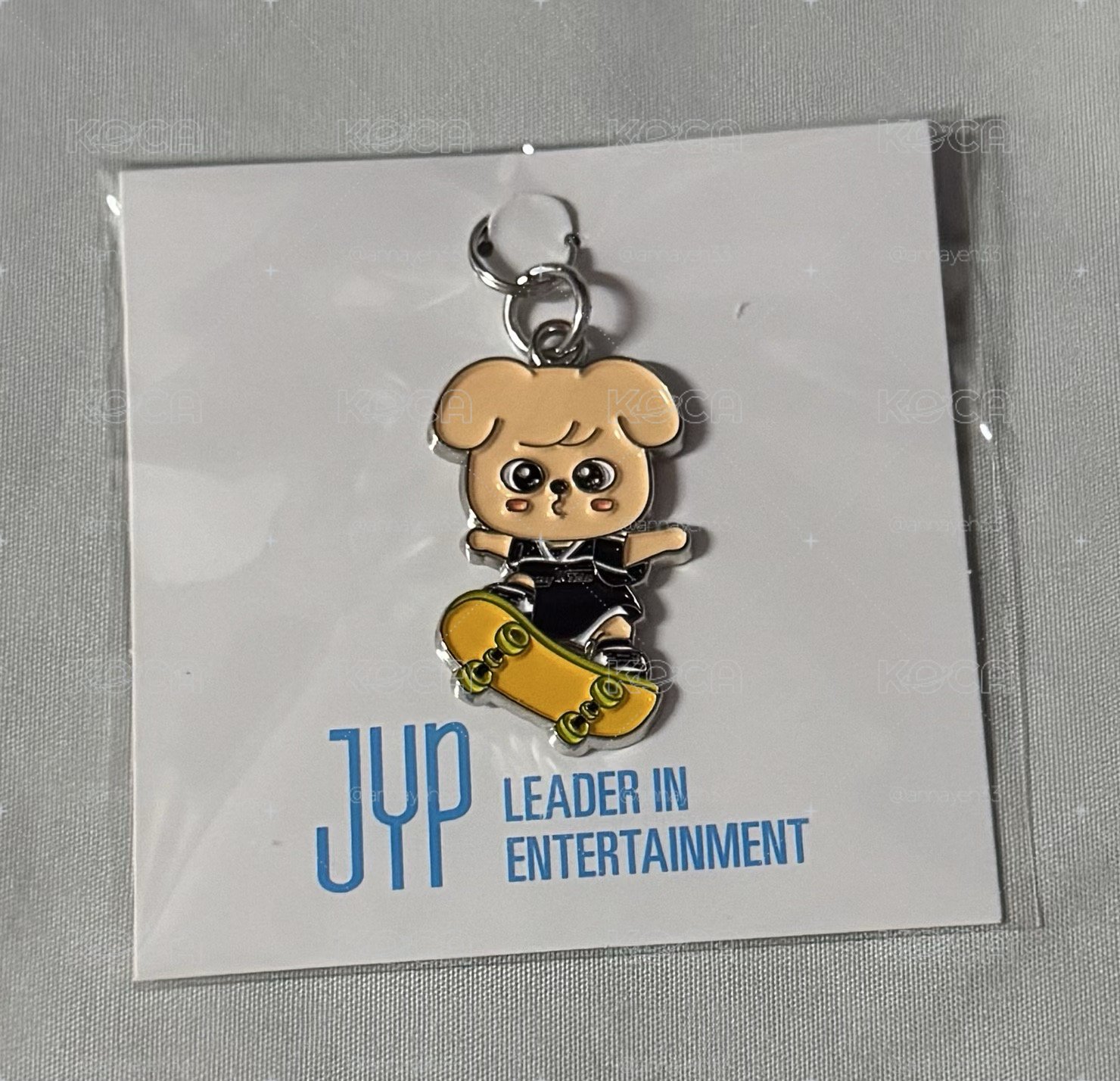 2024 JYP日本快閃店 鑰匙圈吊飾 puppy M