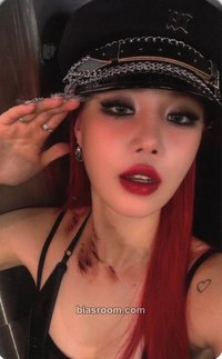 BADITUDE 專輯卡 Baddie ver.