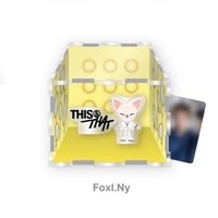 THIS & THAT 快閃店 立牌 
