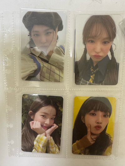 Red velvet 2023 年曆固配