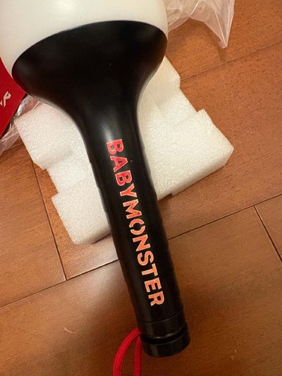babymonster 二手手燈