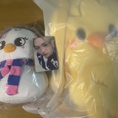 SKZOO絨毛後背包+雪人娃+滿額卡