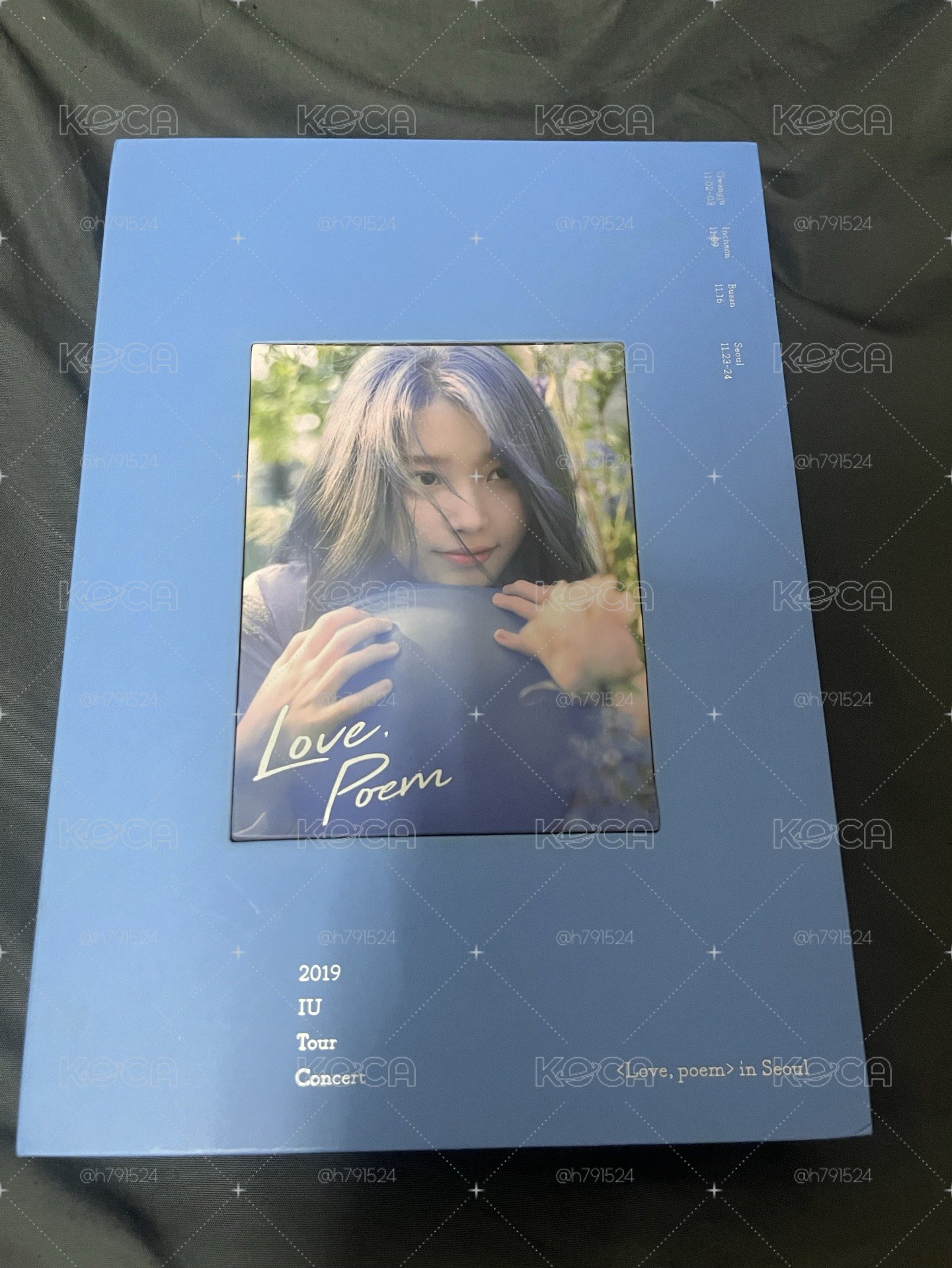 IU 李知恩 2019 Love Poem 藍光