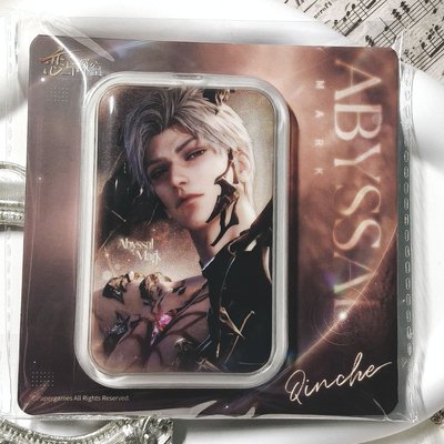 ฅ^ ･ﻌ･ ^ฅ 【現貨】戀與深空 日卡 秦徹 深淵主宰系列 深淵秘印款 方型馬口鐵 徽章