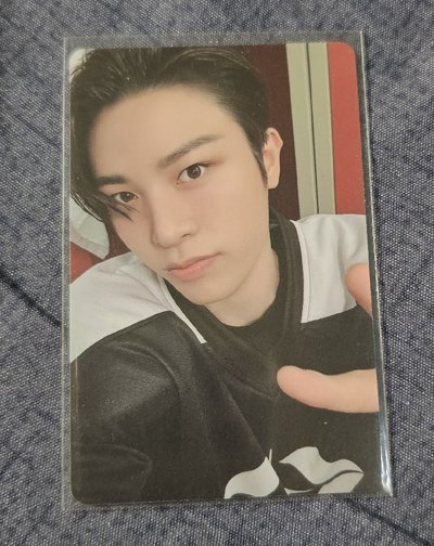 TREASURE 2025 SEASON’S GREETINGS SO JUNGHWAN 🐮