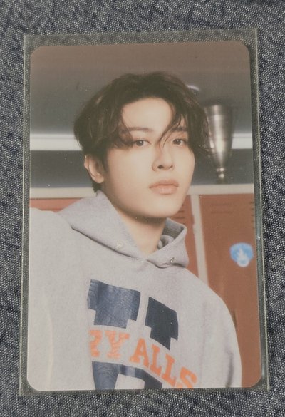 TREASURE 2025 SEASON’S GREETINGS SO JUNGHWAN 🐮
