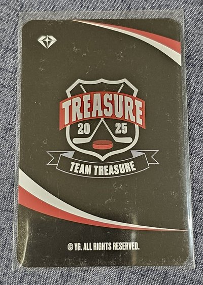 TREASURE 2025 SEASON’S GREETINGS SO JUNGHWAN 🐮