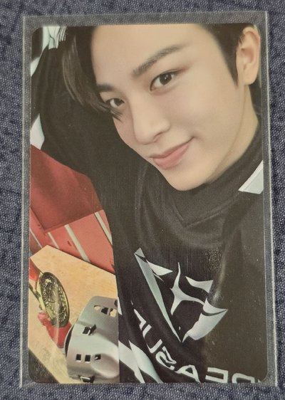 TREASURE 2025 SEASON’S GREETINGS SO JUNGHWAN 🐮