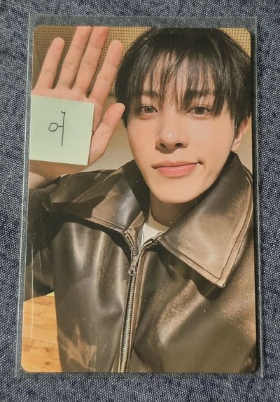 TREASURE PLEASURE SO JUNGHWAN 🐮