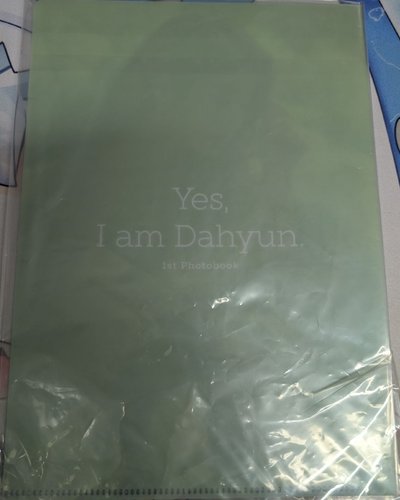 Yes I am Dahyun 白版 附小卡、資料夾 無風琴