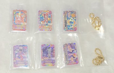 偶像學園扭蛋兩個一起賣