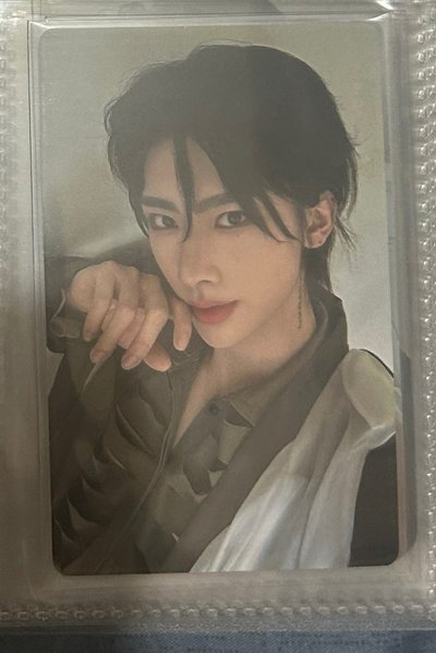 費加羅雜誌銳卡四張不拆+圖二