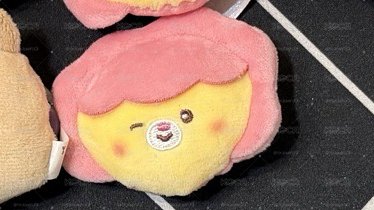 隨機絨毛徽章眨眼款 小娟 