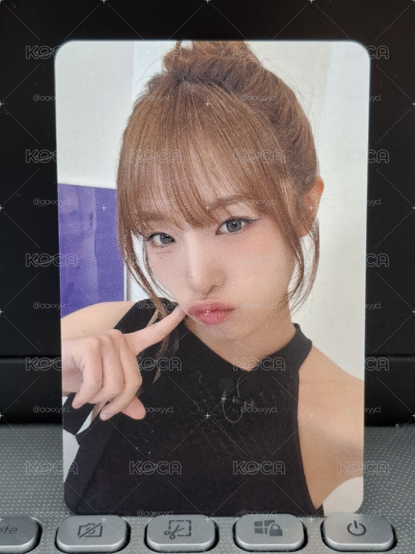 sr 戳臉YENA 朝陽般的守護你