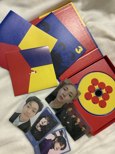 Shinee 全專並贈送其他官卡