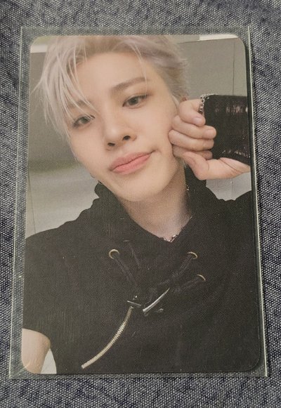 TREASURE LOVE PULSE POP-UP STORE SO JUNGHWAN 🐮