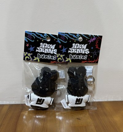 NewJeans Bunini 黑兔