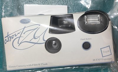 周子瑜TZUYU《aboutTZU》第一張迷你專輯-官方 Disposable Camera 底片相機（無照片）