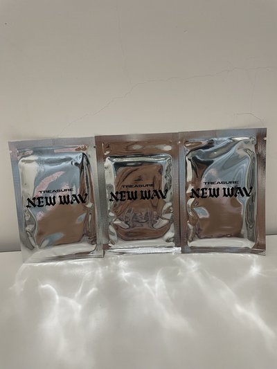 Treasure 快閃隨機卡包