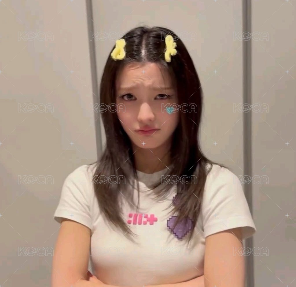 👾