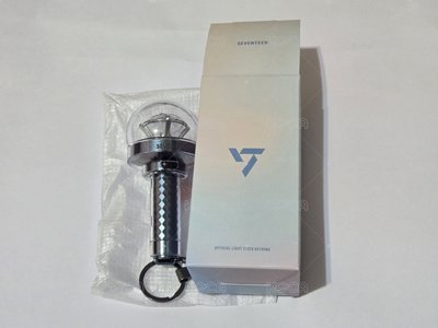 SEVENTEEN 二代手燈 三代手燈 三代小手燈 十週年小手燈 蹦蹦吊飾 三代手燈裝飾 23克拉島外套 外套卡
