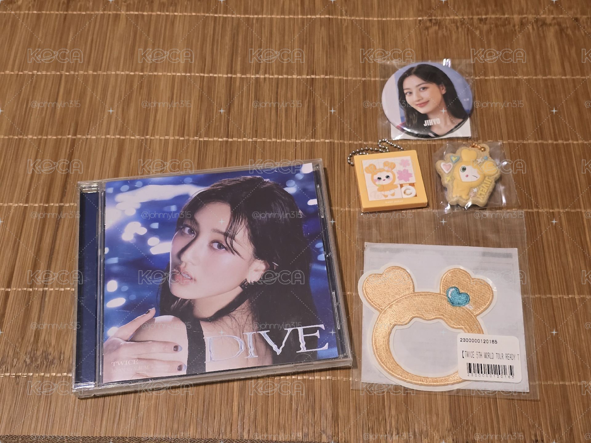 TWICE 志效周邊