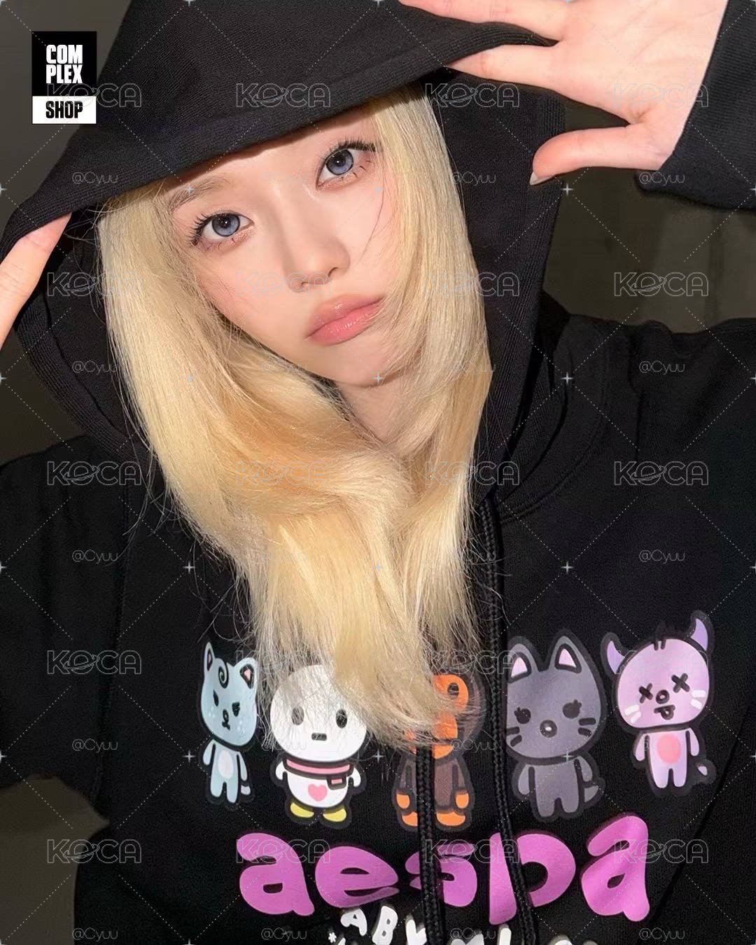 BAPE x aespa 帽T 