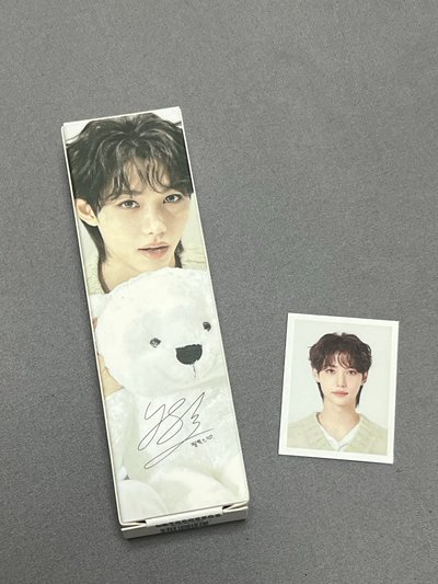 ［SKZ Felix]聯名護手霜+證件照