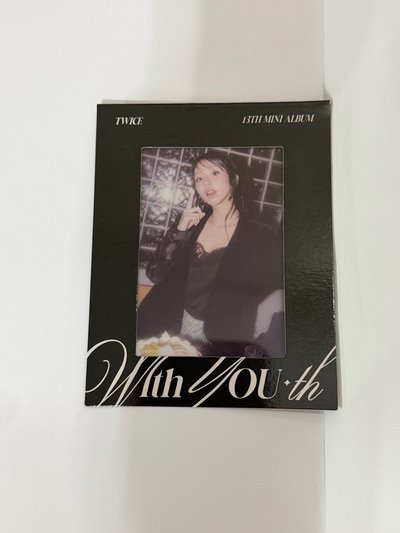 三張為一套 TWICE 透卡
